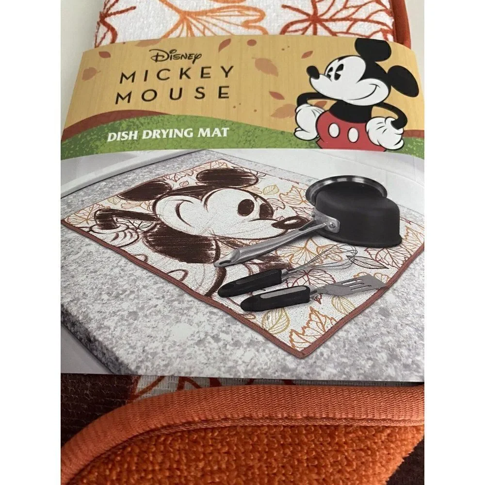 Disney Mickey Mouse Autumn Fall‎ Leaves Drying Mat 16”x18” NEW